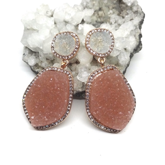 Tinas Boho Boutique Jewelry - NEW 🌸💎 Pink Druzy rhinestone Drop Earrings